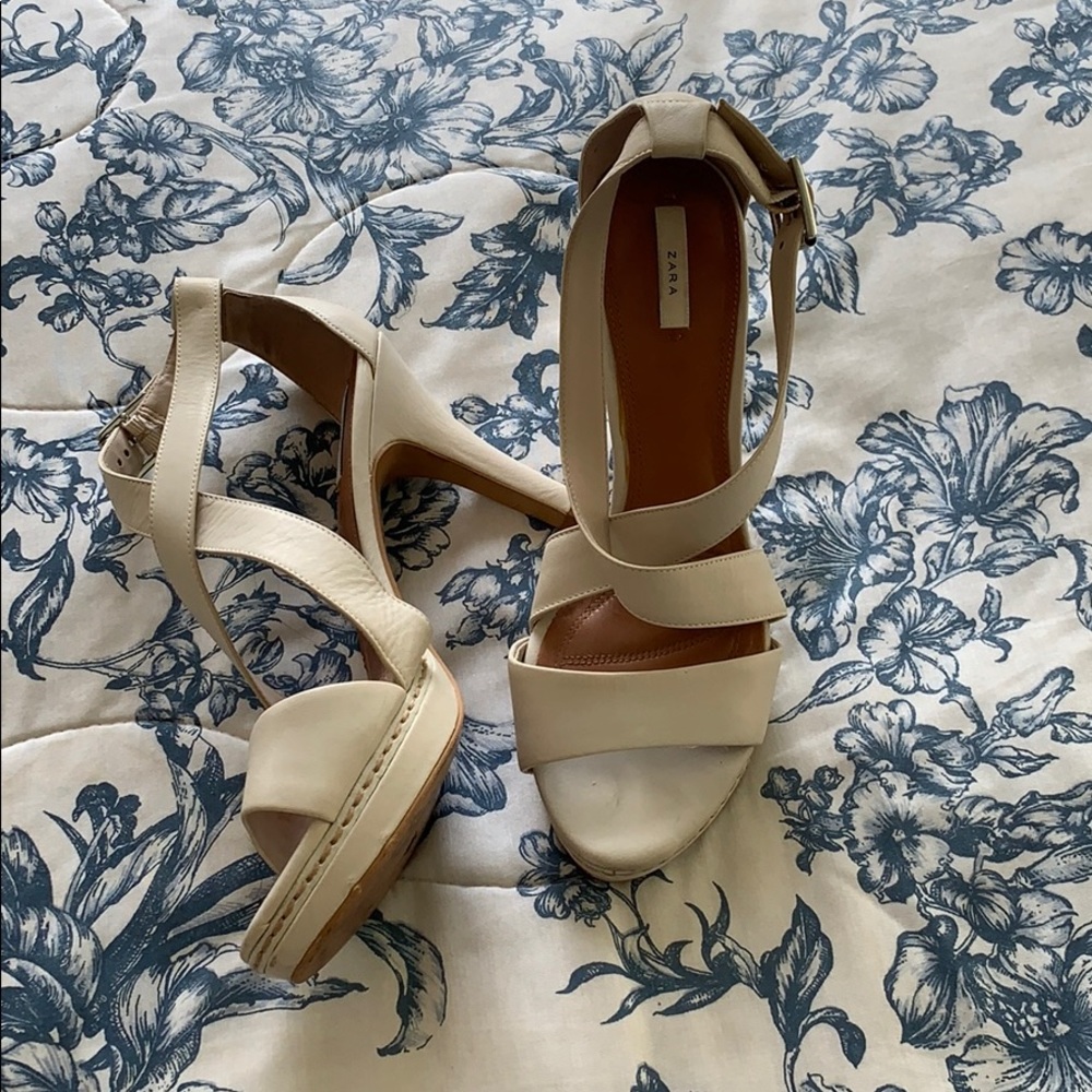 Zara Cream Strappy Heel size 39